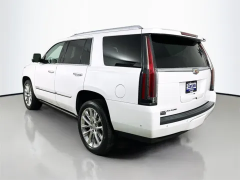 More photos of 2020 Cadillac Escalade Premium Luxury at CarLink Fort Myers, FL