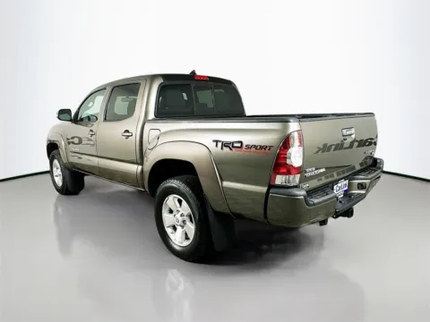 More photos of 2014 Toyota Tacoma PreRunner at CarLink Fort Myers, FL