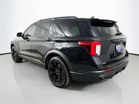 More photos of 2021 Ford Explorer ST at CarLink Fort Myers, FL