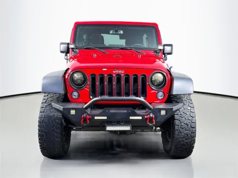 Photos of 2016 Jeep Wrangler Unlimited Rubicon for sale in Fort Myers, FL at CarLink Fort Myers