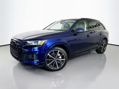 Another view of 2021 Audi Q7 55 Premium Plus for sale in Fort Myers, FL at CarLink Fort Myers
