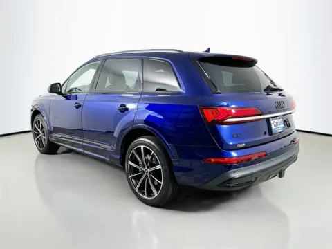 More photos of 2021 Audi Q7 55 Premium Plus at CarLink Fort Myers, FL