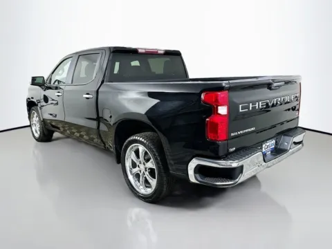 More photos of 2020 Chevrolet Silverado 1500 LT at CarLink Fort Myers, FL