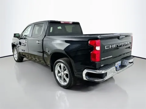 More photos of 2020 Chevrolet Silverado 1500 LT at CarLink Fort Myers, FL