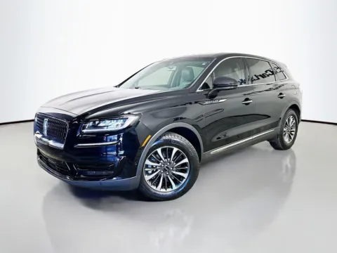 Another view of 2020 Lincoln Nautilus Reserve for sale in Fort Myers, FL at CarLink Fort Myers