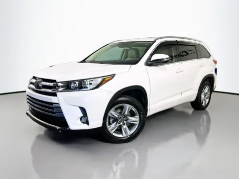 Another view of 2017 Toyota Highlander Limited for sale in Fort Myers, FL at CarLink Fort Myers