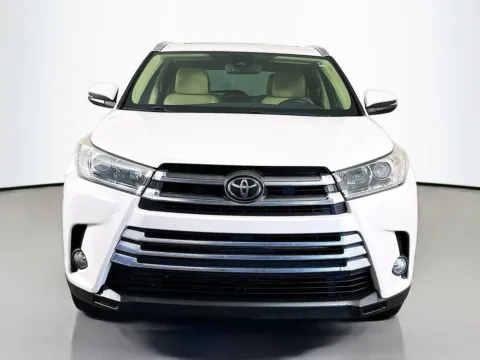 Photos of 2017 Toyota Highlander Limited for sale in Fort Myers, FL at CarLink Fort Myers