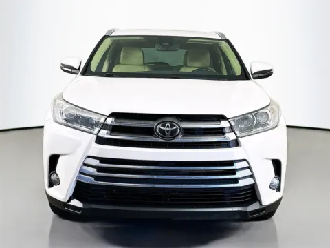 Photos of 2017 Toyota Highlander Limited for sale in Fort Myers, FL at CarLink Fort Myers