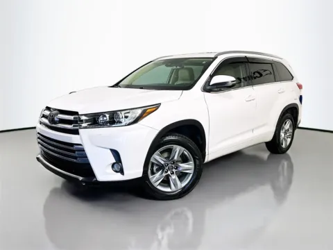 Another view of 2017 Toyota Highlander Limited for sale in Fort Myers, FL at CarLink Fort Myers
