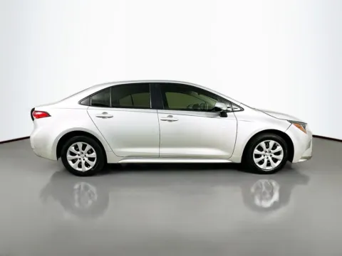More photos of 2020 Toyota Corolla LE at CarLink Fort Myers, FL