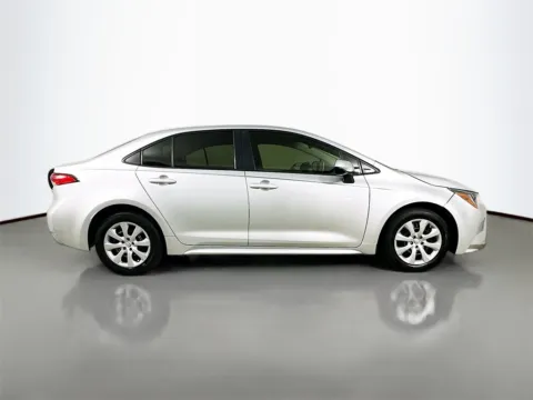 More photos of 2020 Toyota Corolla LE at CarLink Fort Myers, FL