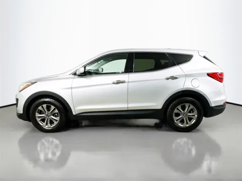 More photos of 2016 Hyundai Santa Fe Sport 2.4 Base at CarLink Fort Myers, FL