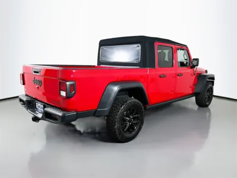 More photos of 2020 Jeep Gladiator Sport at CarLink Fort Myers, FL