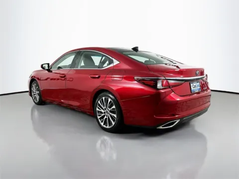 More photos of 2019 Lexus ES 350 Luxury at CarLink Fort Myers, FL