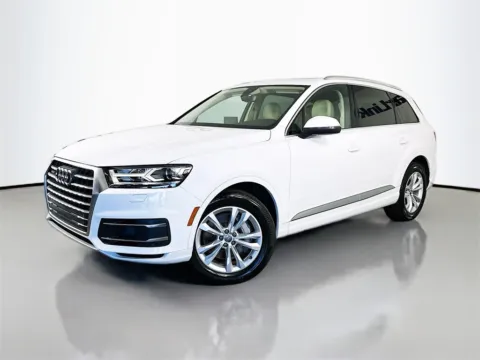 Another view of 2017 Audi Q7 3.0T Premium Plus for sale in Fort Myers, FL at CarLink Fort Myers