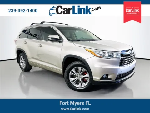 White 2015 Toyota Highlander XLE V6 for sale in Fort Myers, FL