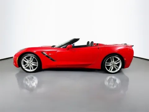 More photos of 2017 Chevrolet Corvette Stingray Z51 at CarLink Fort Myers, FL