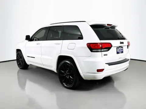 More photos of 2020 Jeep Grand Cherokee Altitude at CarLink Fort Myers, FL