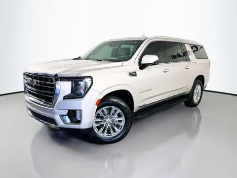 Another view of 2021 GMC Yukon XL SLT for sale in Fort Myers, FL at CarLink Fort Myers