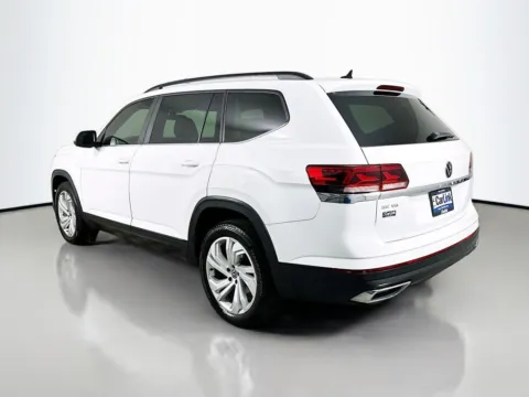 More photos of 2021 Volkswagen Atlas 3.6L V6 SE w/Technology at CarLink Fort Myers, FL
