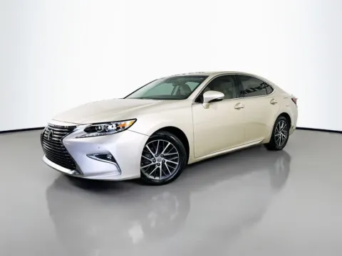 Another view of 2016 Lexus ES 350 for sale in Fort Myers, FL at CarLink Fort Myers
