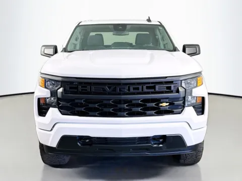 Photos of 2022 Chevrolet Silverado 1500 Custom for sale in Fort Myers, FL at CarLink Fort Myers