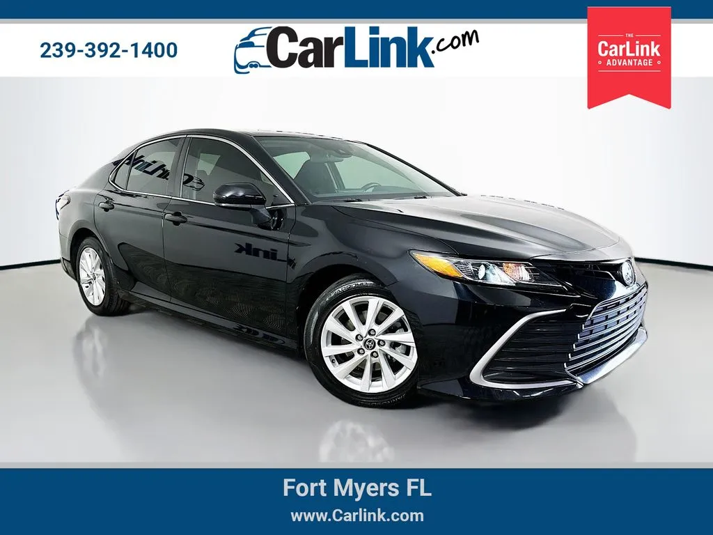 Black 2022 Toyota Camry LE for sale in Fort Myers, FL
