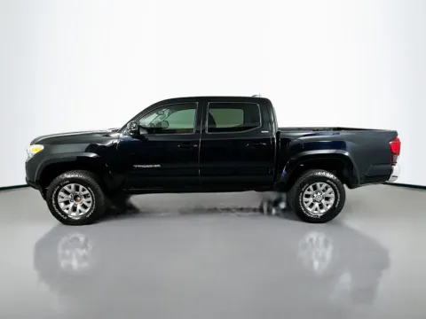 More photos of 2019 Toyota Tacoma SR5 at CarLink Fort Myers, FL