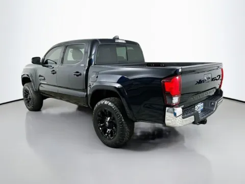 More photos of 2020 Toyota Tacoma SR5 at CarLink Fort Myers, FL