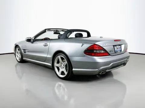 More photos of 2009 Mercedes-Benz SL-Class SL 550 at CarLink Fort Myers, FL