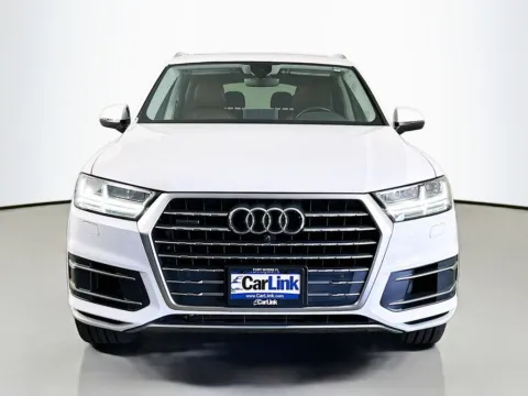 Photos of 2019 Audi Q7 55 Premium Plus for sale in Fort Myers, FL at CarLink Fort Myers