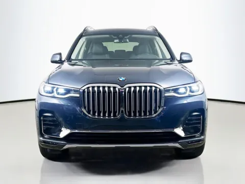 Photos of 2021 BMW X7 xDrive40i for sale in Fort Myers, FL at CarLink Fort Myers
