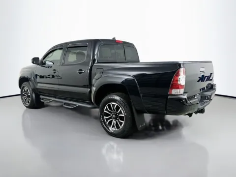 More photos of 2015 Toyota Tacoma TRD Pro at CarLink Fort Myers, FL