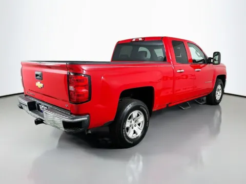 More photos of 2017 Chevrolet Silverado 1500 LT at CarLink Fort Myers, FL