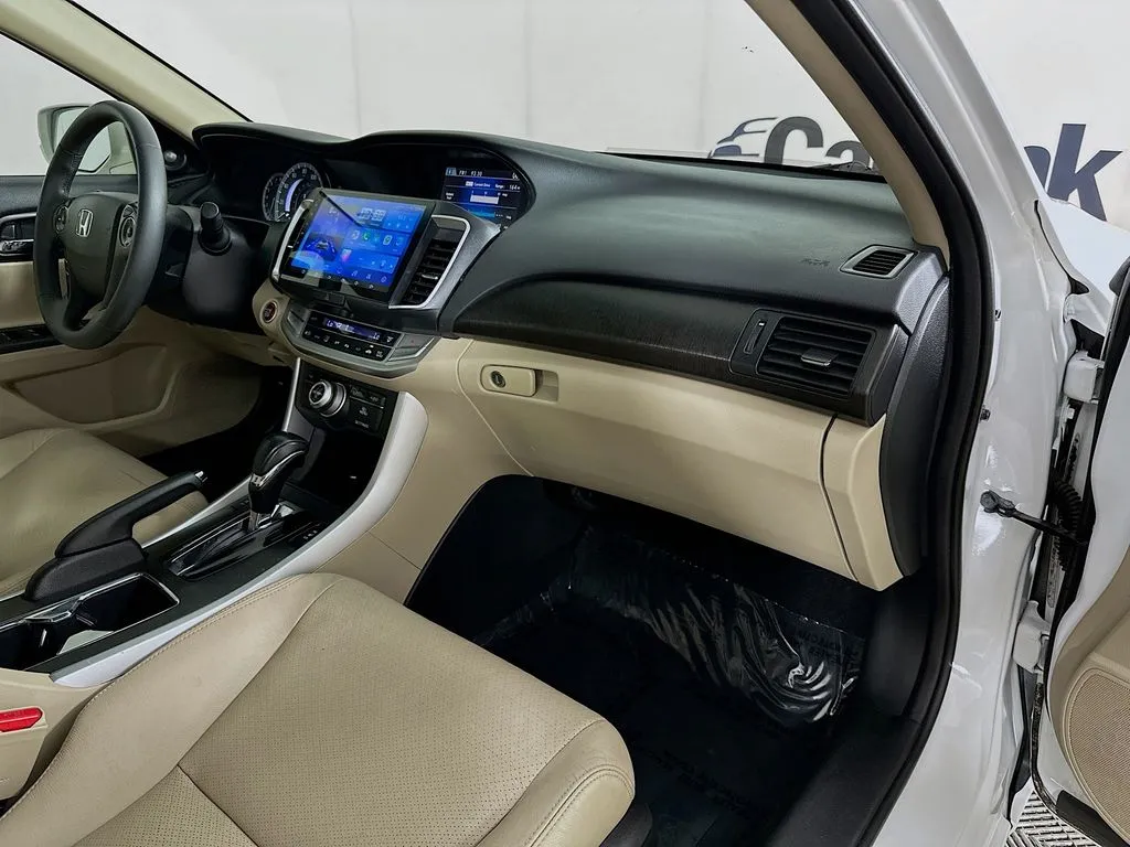 2015 Honda Accord EX-L - Photo 35