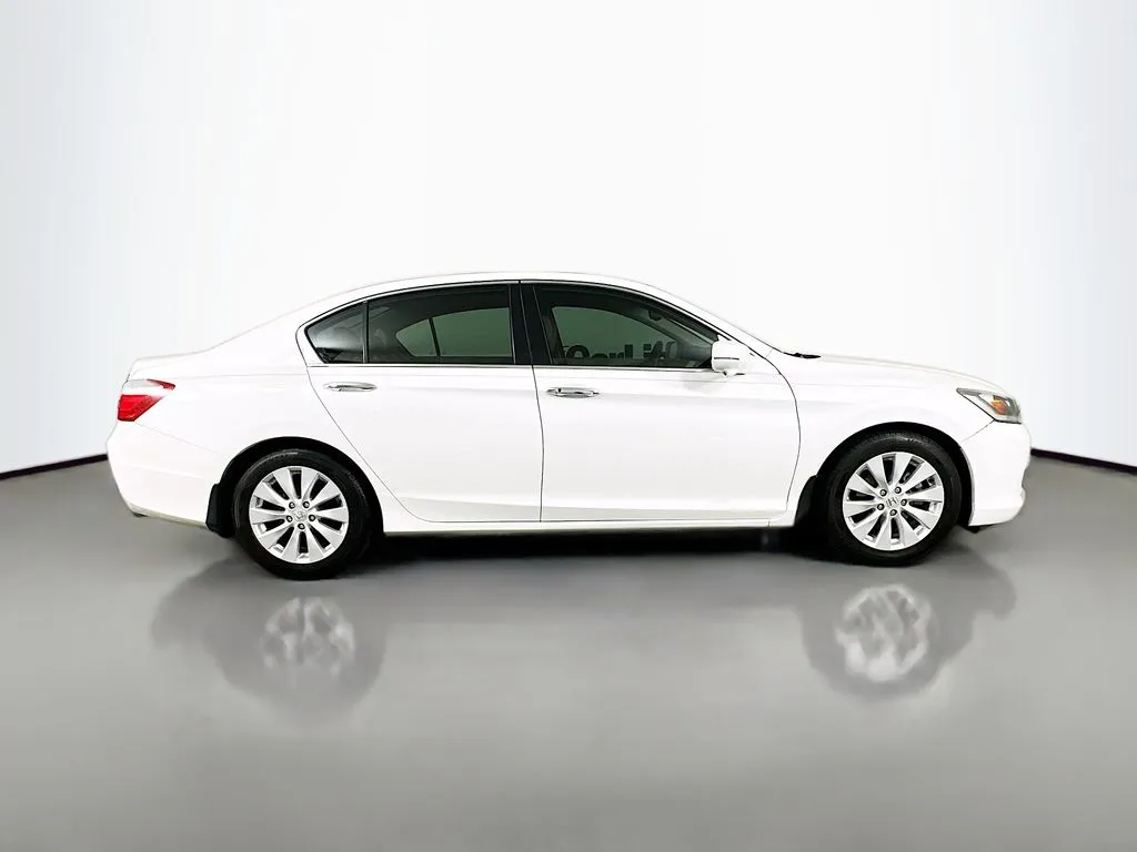2015 Honda Accord EX-L - Photo 9