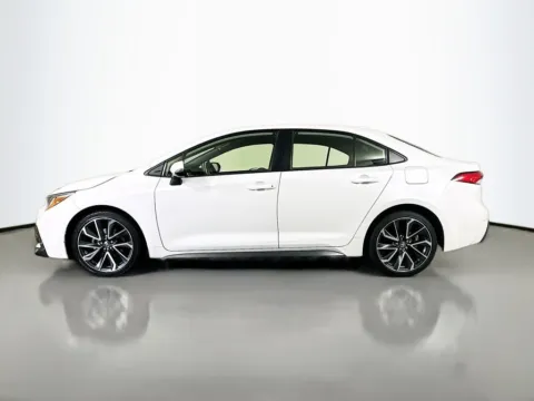 More photos of 2021 Toyota Corolla SE at CarLink Fort Myers, FL
