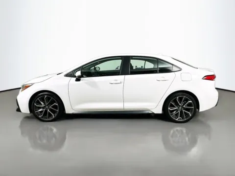 More photos of 2020 Toyota Corolla SE at CarLink Fort Myers, FL