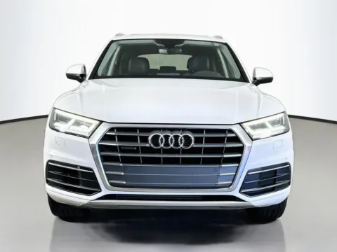 Photos of 2018 Audi Q5 2.0T Premium Plus for sale in Fort Myers, FL at CarLink Fort Myers