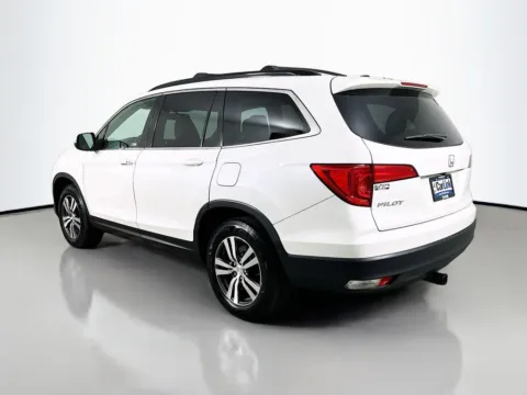 More photos of 2018 Honda Pilot EX-L at CarLink Fort Myers, FL