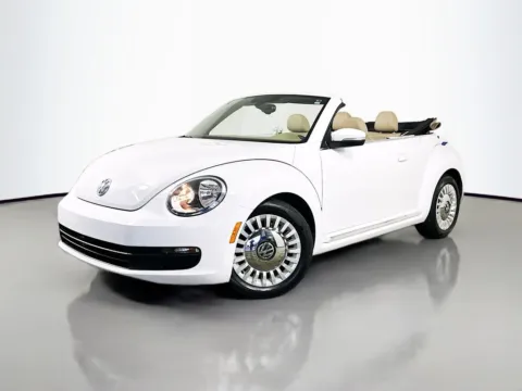 Another view of 2016 Volkswagen Beetle 1.8T SE for sale in Fort Myers, FL at CarLink Fort Myers