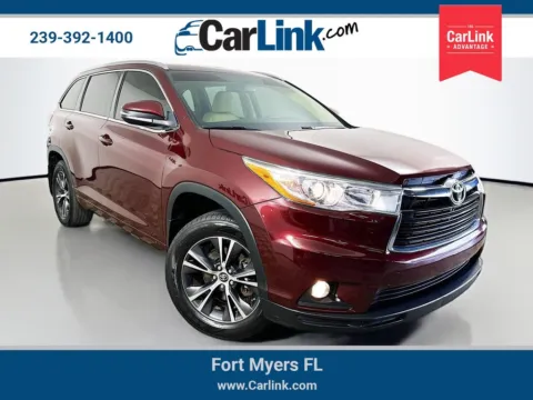 Red 2016 Toyota Highlander XLE V6 for sale in Fort Myers, FL