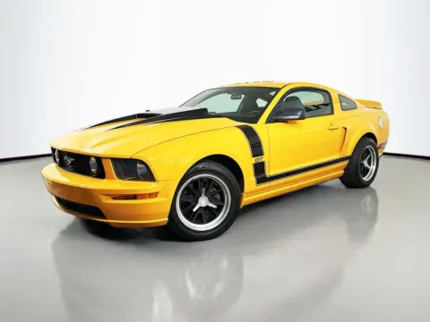 More photos of 2007 Ford Mustang GT Deluxe at CarLink Fort Myers, FL