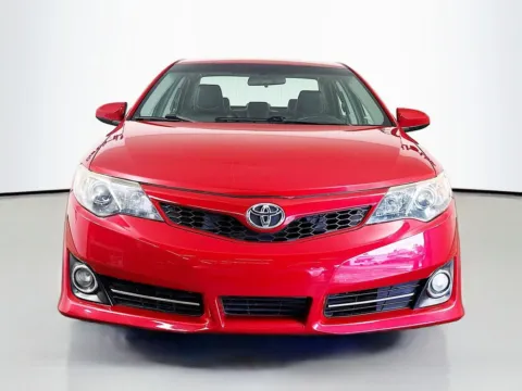 Photos of 2014 Toyota Camry SE for sale in Fort Myers, FL at CarLink Fort Myers