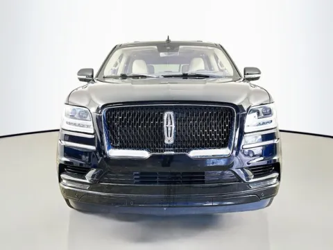 Photos of 2020 Lincoln Navigator Reserve for sale in Fort Myers, FL at CarLink Fort Myers