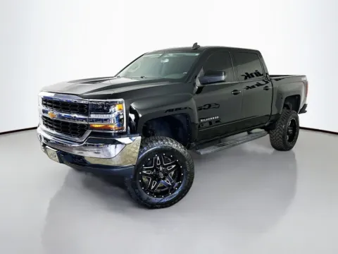 Another view of 2018 Chevrolet Silverado 1500 LT for sale in Fort Myers, FL at CarLink Fort Myers