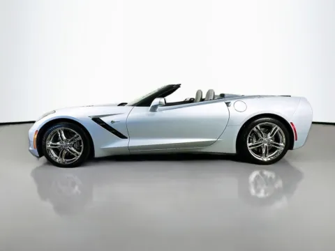 More photos of 2017 Chevrolet Corvette Stingray at CarLink Fort Myers, FL