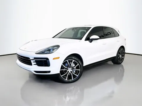 Another view of 2019 Porsche Cayenne for sale in Fort Myers, FL at CarLink Fort Myers