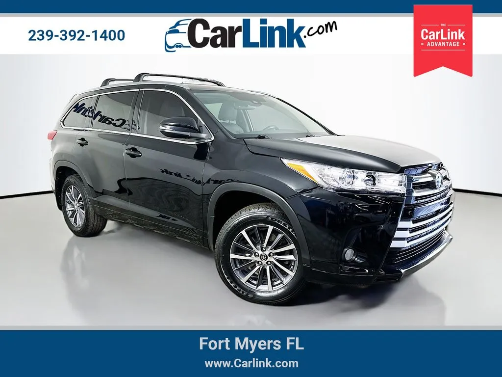 Black 2017 Toyota Highlander XLE for sale in Fort Myers, FL