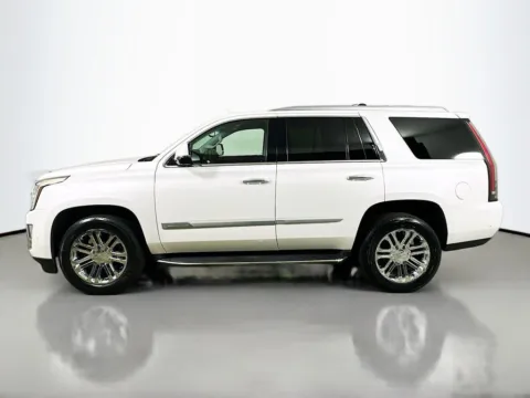 More photos of 2018 Cadillac Escalade at CarLink Fort Myers, FL